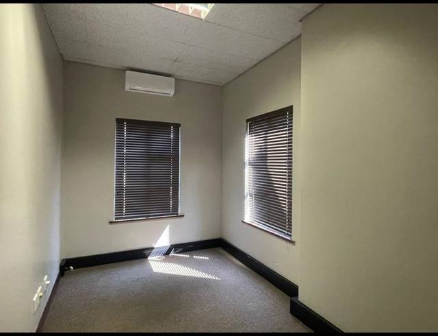 BUSINESS PROPERTY TO RENT IN ELDORAIGNE